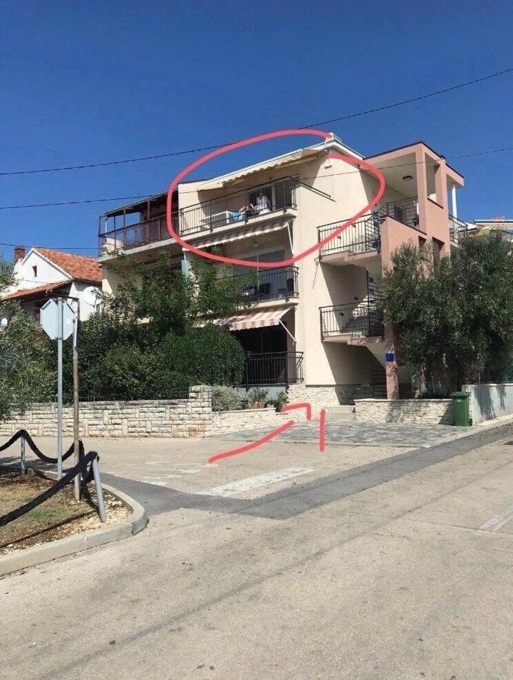 Apartment Lovre